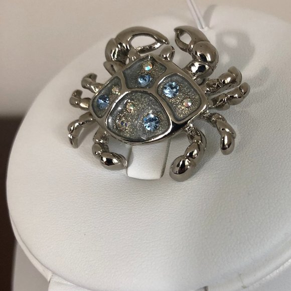 Vintage Silver Tone Rhinestone Crab Brooch Pin. - Picture 3 of 11